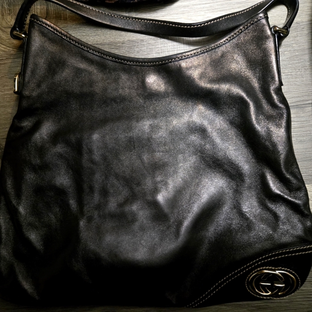 GUCCI handbag, supple leather, like new